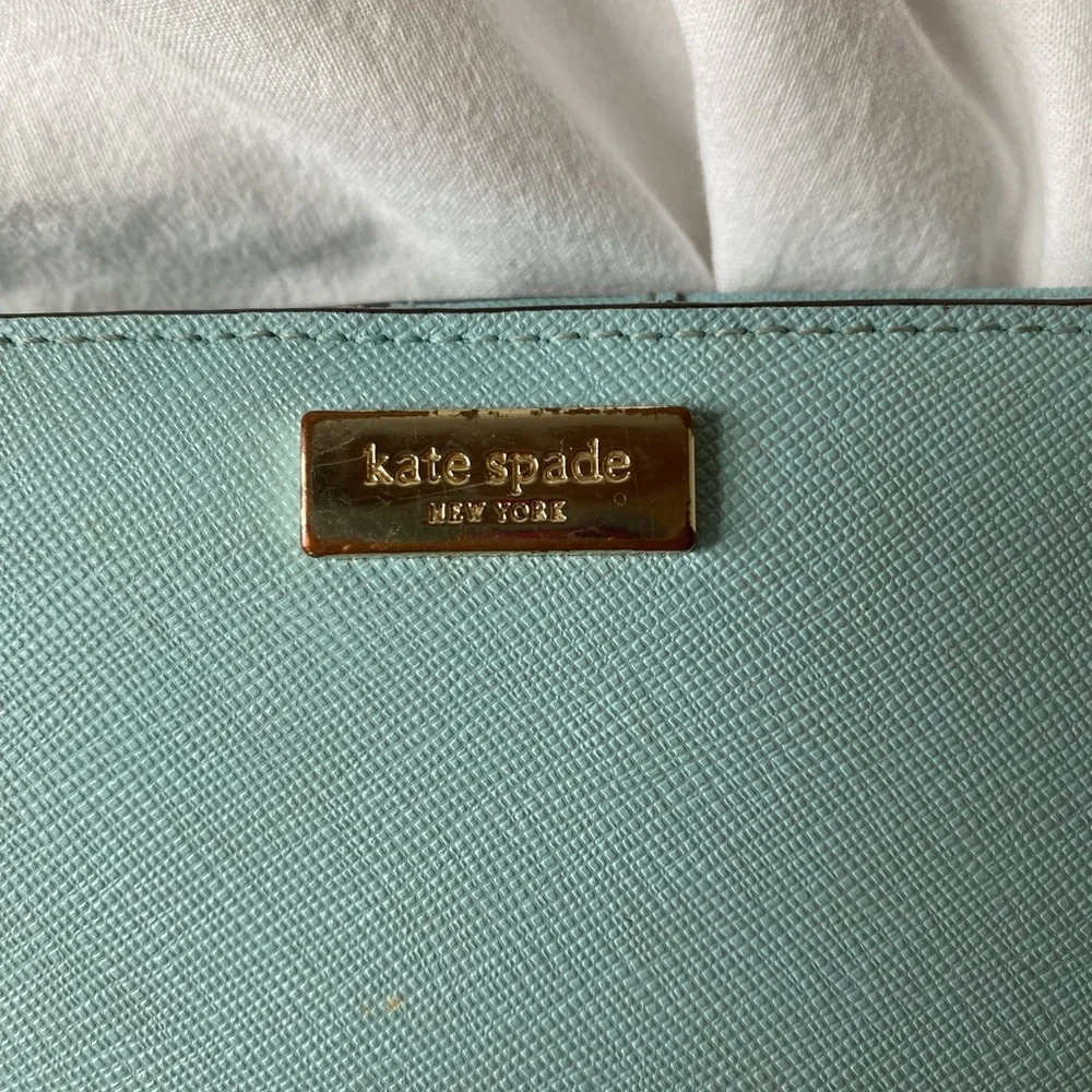 ✨ KATE SPADE WALLET ✨ - Picture 2 of 8